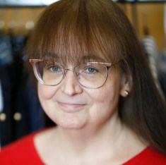 Dr. Arienne McCracken